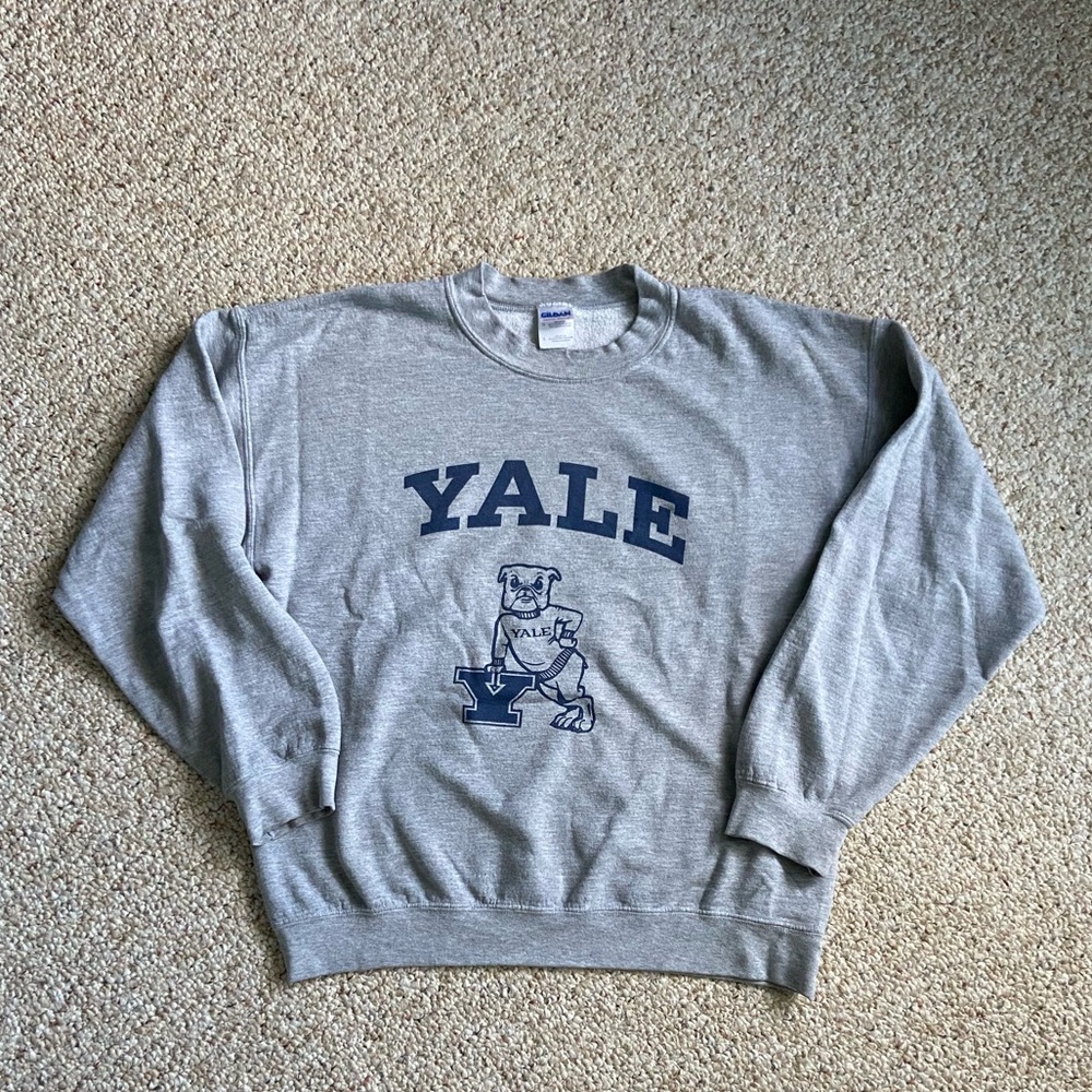 Yale Bulldogs Collegiate Sports Crewneck Sweatshirt size L